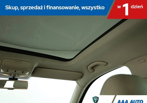 Volkswagen Tiguan cena 38000 przebieg: 233289, rok produkcji 2009 z Międzylesie małe 232